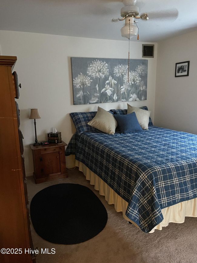 612 Blaney St, House other with 4 bedrooms, 2 bathrooms and null parking in Clinton NC | Image 17