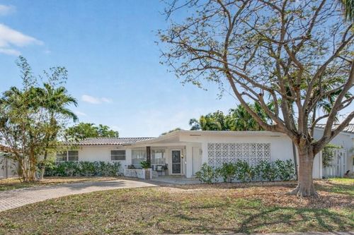 2136 Ne 56th Pl, Fort Lauderdale, FL, 33308-2505 | Card Image