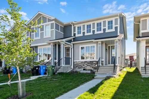 388 Sora Boulevard Se, Calgary, AB, T3S0M4 | Card Image