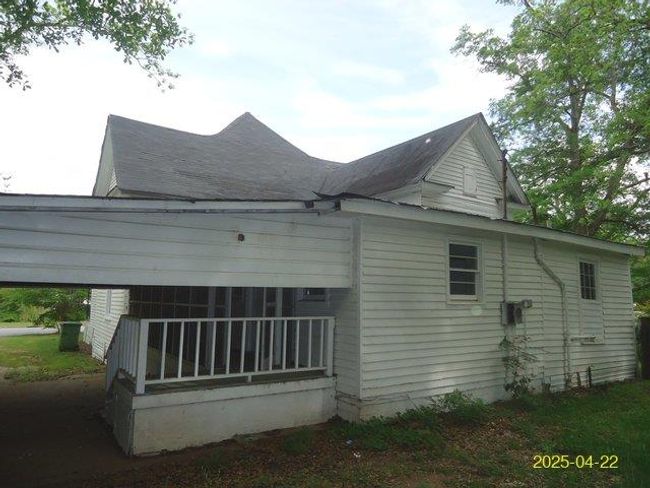 621 Alston St, House other with 3 bedrooms, 2 bathrooms and 1 parking in Richland GA | Image 4