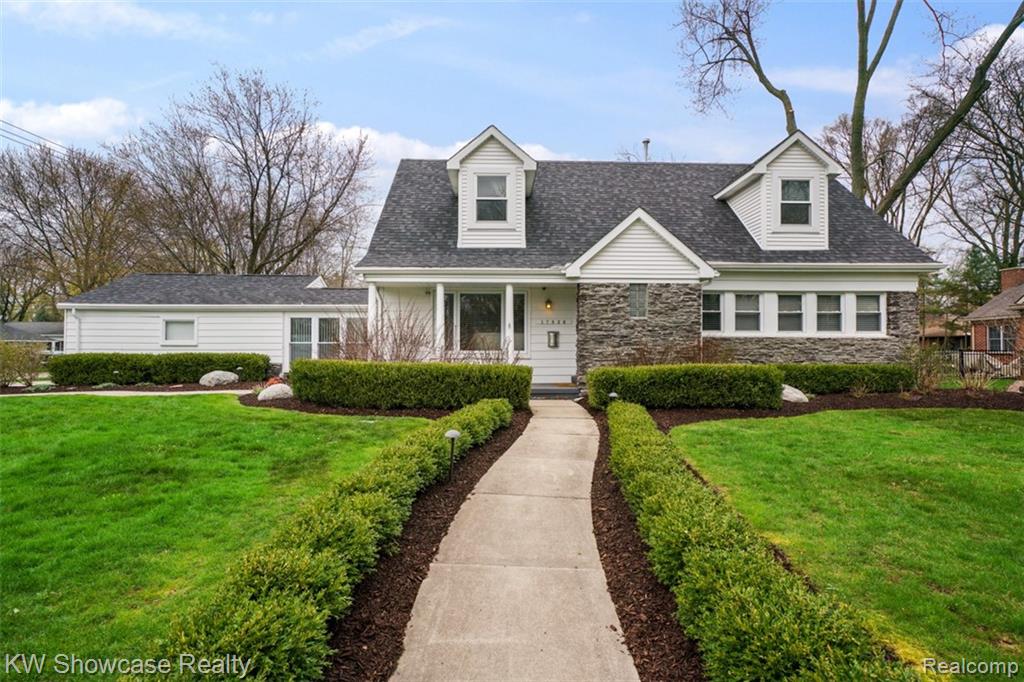 17426 Locherbie Ave, Sold in Beverly Hills Vlg Zoocasa