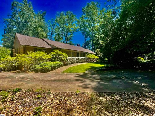 213 Old Town Way, Simpsonville, SC, 29681-5827 | Card Image