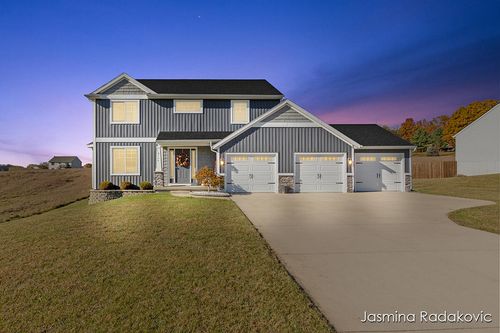 3144 Sugar Creek Dr, Middleville, MI, 49333-9606 | Card Image