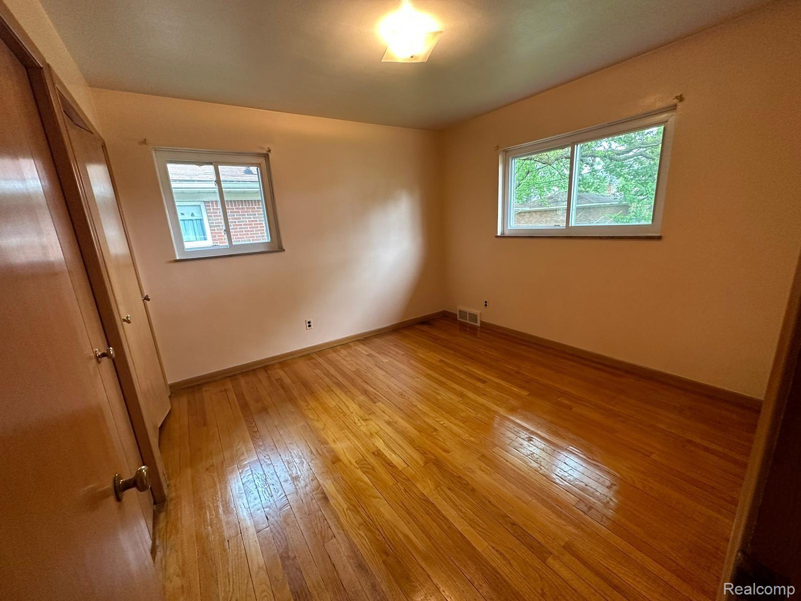 Residential Lease in Warren 3