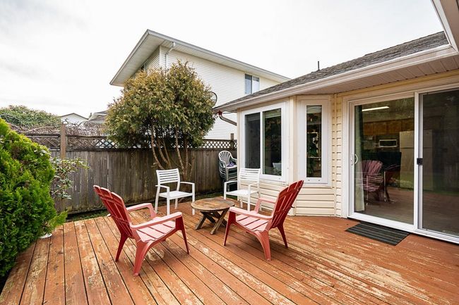 2992 152a St, House other with 3 bedrooms, 2 bathrooms and 4 parking in Surrey BC | Image 28