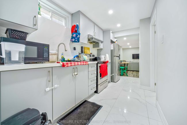 1626 Chilliwack St, House other with 8 bedrooms, 5 bathrooms and 3 parking in Oshawa ON | Image 37