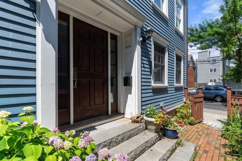 sf-19 Union St, Boston, MA, 02129-3505 | Card Image