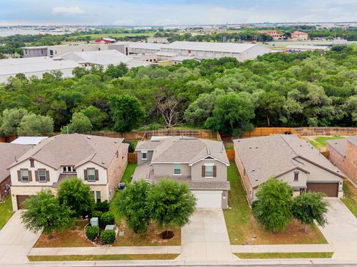 135 Mary Max Cir, San Marcos, TX, 78666-3254 | Card Image