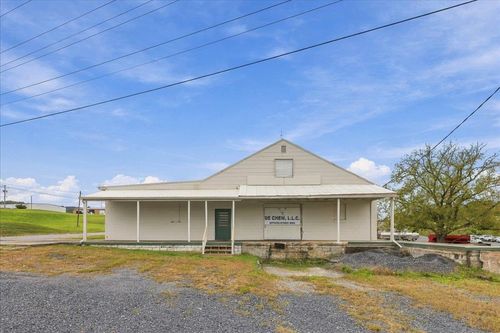 515 Industrial Dr, Broadway, VA, 22815-3799 | Card Image