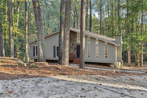 225 Buckeye Ln, Fayetteville, GA, 30214-1704 | Card Image