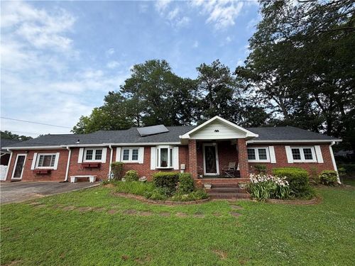 401 Latimore Ave, buford, GA, 30518-2635 | Card Image