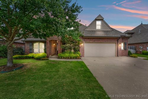 14404 Florence Ave, Bixby, OK, 74008-8040 | Card Image