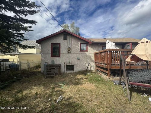 7 Bridget Ave, Fairbanks, AK, 99701-1514 | Card Image