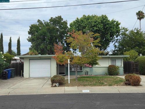 3167 Hacienda Dr, Concord, CA, 94519-2239 | Card Image