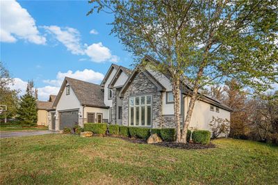 14675 Nw 63rd Street, House other with 5 bedrooms, 6 bathrooms and null parking in Parkville MO | Image 2