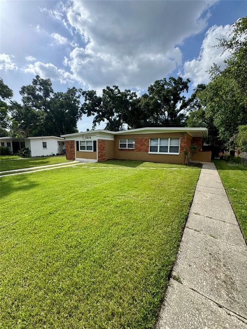 2016 E Crenshaw St, TAMPA, FL, 33610-1038 | Card Image