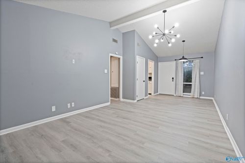 na-2014 Colony Dr Sw, Huntsville, AL, 35802-1319 | Card Image