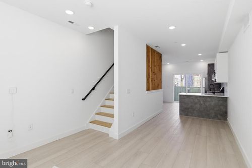 1007 W Orleans St, PHILADELPHIA, PA, 19133-1841 | Card Image