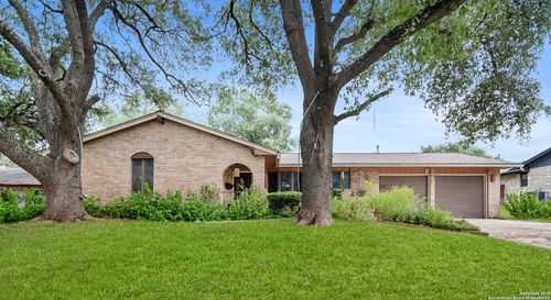 6207 Sun Dial St, Leon Valley, TX, 78238-1544 | Card Image