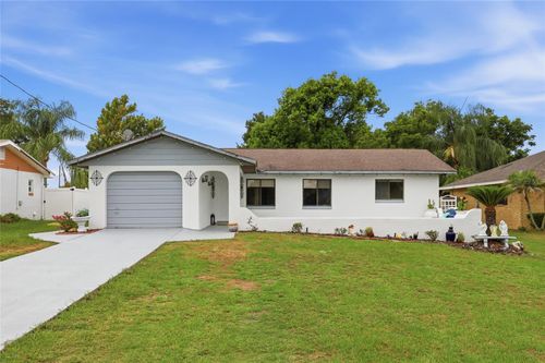 1025 Park Ave, TAVARES, FL, 32778-2347 | Card Image