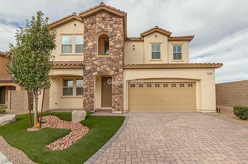 718 Running Putt Way, Las Vegas, NV, 89148-5237 | Card Image