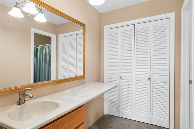 4 Cherry Ln, House other with 3 bedrooms, 2 bathrooms and 2 parking in Villa Grove IL | Image 15