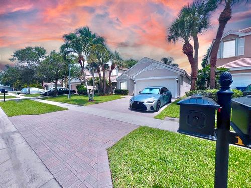 137 Canterbury Pl, Royal Palm Beach, FL, 33414-4353 | Card Image