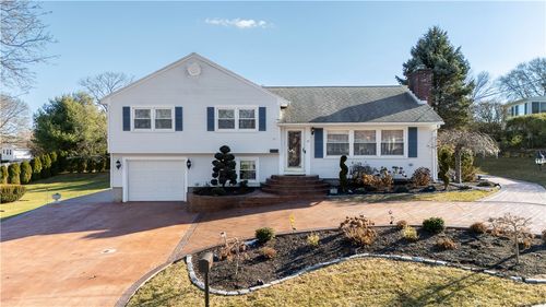 15 Whitewood Drive, Cranston, RI, 02920 | Card Image