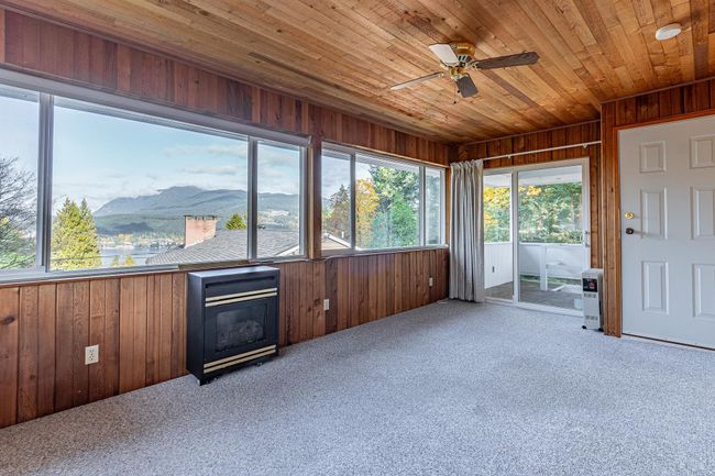 1023 Gatensbury Road, House other with 4 bedrooms, 2 bathrooms and 4 parking in Port Moody BC | Image 12