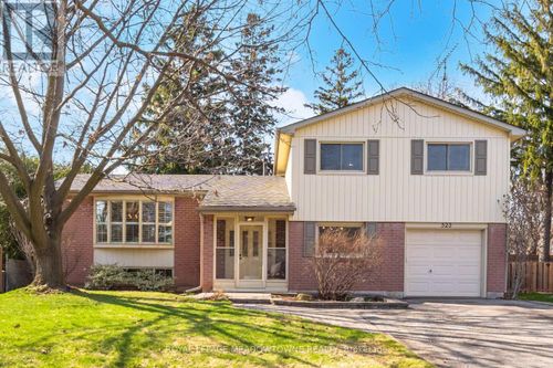 523 Trafalgar Crt, Milton, ON, L9T3A8 | Card Image