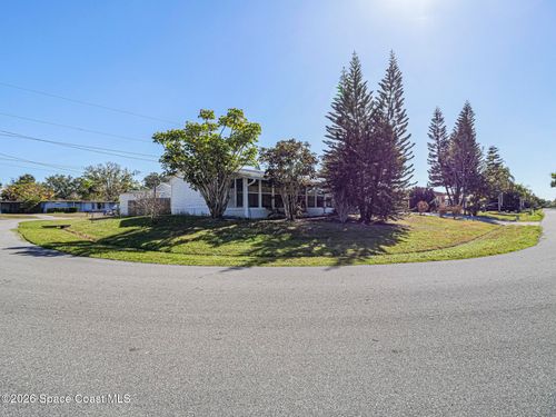 37 Sapphire St, Melbourne, FL, 32904-1991 | Card Image