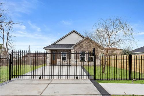 7926 Tate St, Houston, TX, 77028-5545 | Card Image