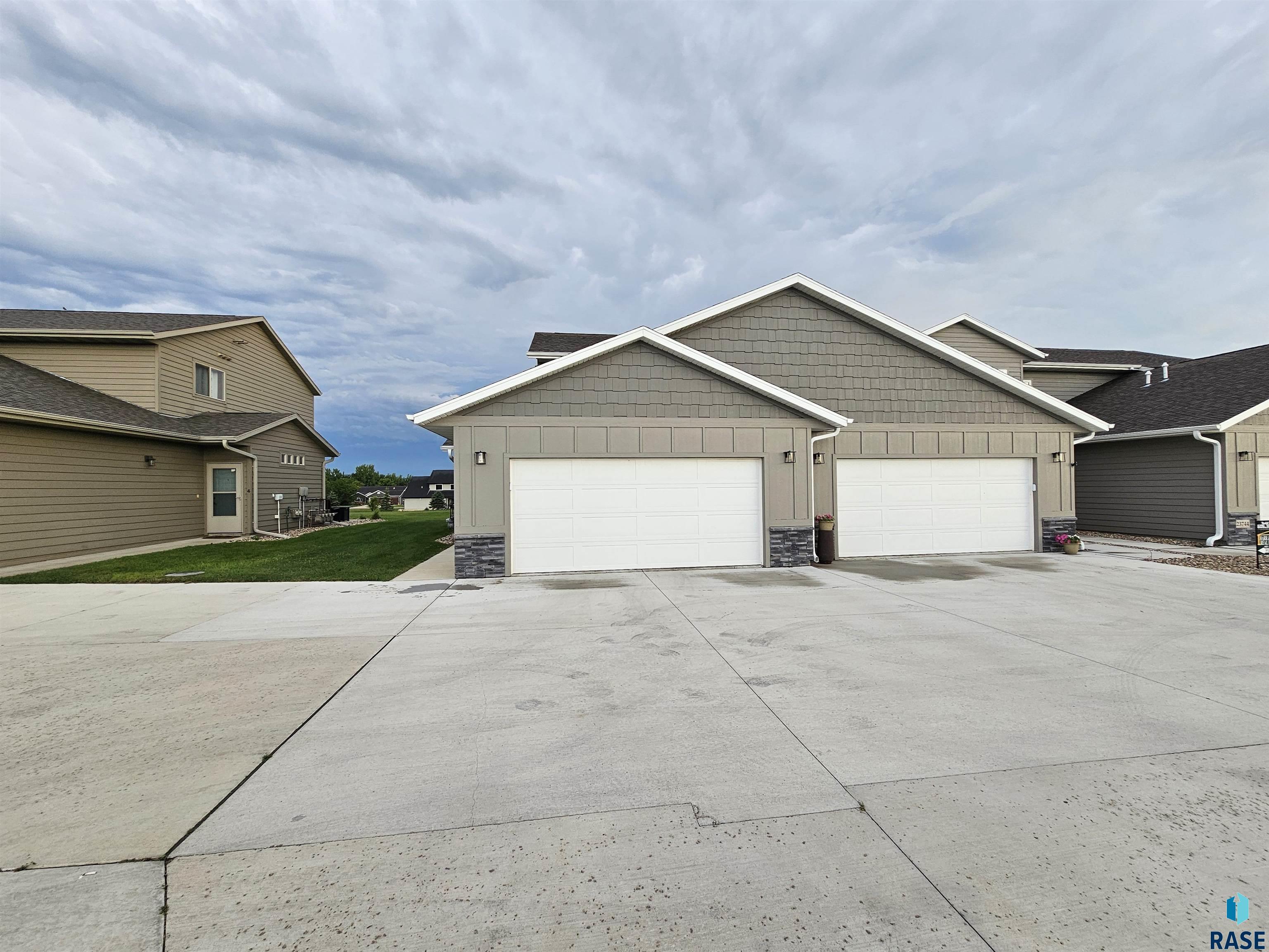 Residential in Wentworth 2