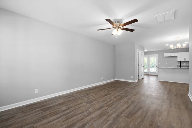 122 Davis Ridge Ln, House attached with 2 bedrooms, 3 bathrooms and null parking in Clarksville TN | Image 5