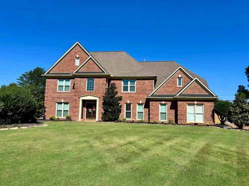 9108 E Grovelawn Cv, Germantown, TN, 38139 | Card Image