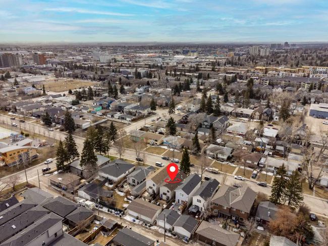 716 53 Avenue Sw, Home with 3 bedrooms, 3 bathrooms and 2 parking in Calgary AB | Image 42