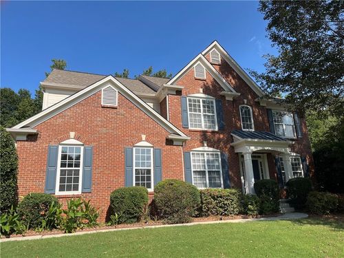 555 Midhurst Pl, Suwanee, GA, 30024-1558 | Card Image