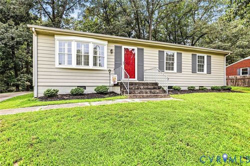 220 Biltmore Dr, Colonial Heights, VA, 23834-1104 | Card Image