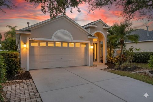 6226 Blueflower Ct, LAKEWOOD RANCH, FL, 34202-2805 | Card Image