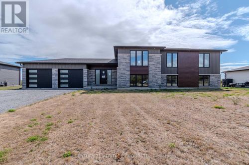 41 County 29 Road, Prince Edward County (Hillier Ward), ON, K0K1T0 | Card Image