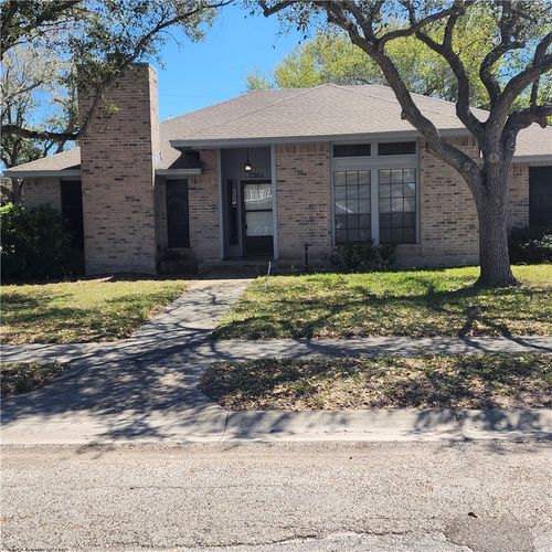 7301 Diamond Ridge Dr, Corpus Christi, TX, 78413-5068 | Card Image
