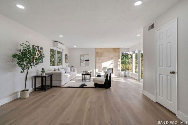2351 Star Pine Dr, House other with 3 bedrooms, 3 bathrooms and 4 parking in Lemon Grove CA | Image 6