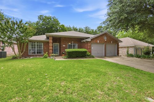 3209 Kingsbury Dr, Mckinney, TX, 75069-7974 | Card Image