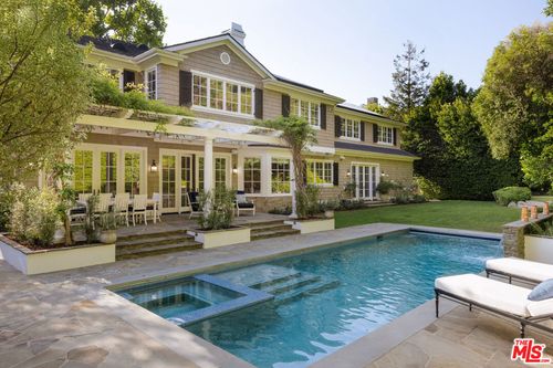 456 N Bundy Dr, Los Angeles, CA, 90049-2830 | Card Image