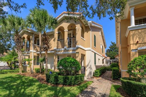 8427 Leatherleaf Ln, ORLANDO, FL, 32827-7113 | Card Image