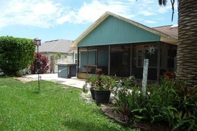 422 Avocado Ave, House other with 3 bedrooms, 2 bathrooms and null parking in SEBASTIAN FL | Image 24