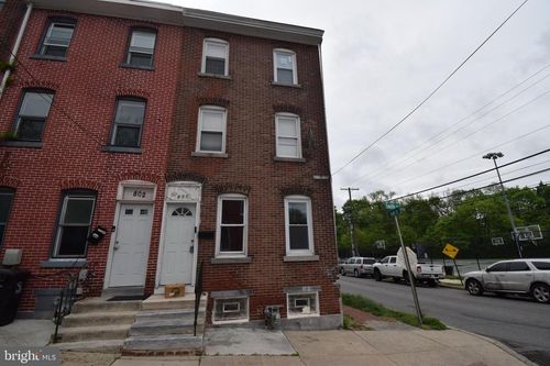 800 Smith St, NORRISTOWN, PA, 19401-4049 | Card Image