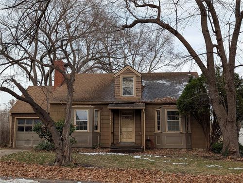 4114 W 53rd Ter, Roeland Park, KS, 66205-2308 | Card Image