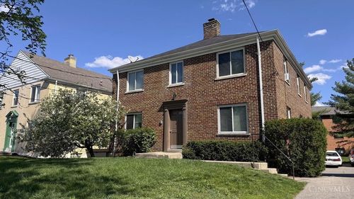 58 Gorman Ln, Reading, OH, 45215-3622 | Card Image