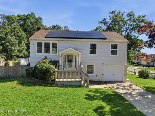 201 Pacific Ave, Barnegat, NJ, 08005-1758 | Card Image